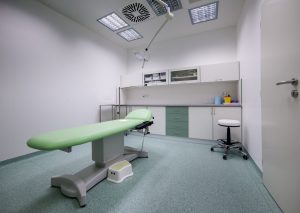 Zákrokové sály kliniky Cellthera jsou pravidelně monitorovány
