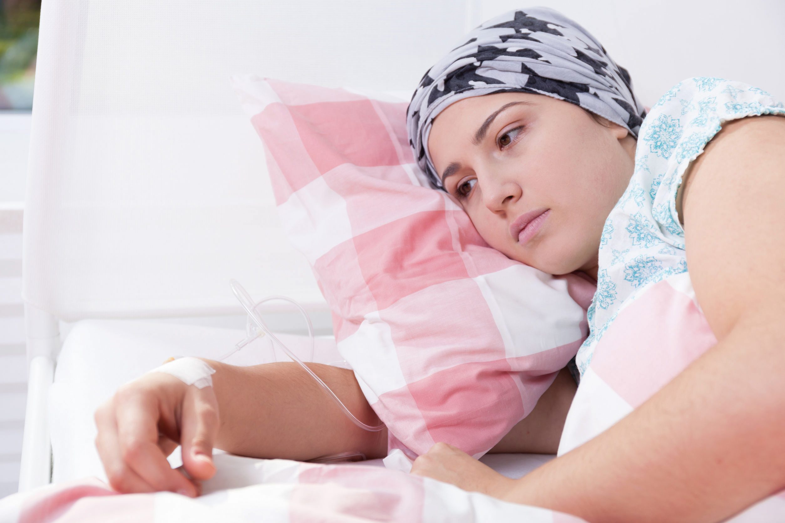 Onkologicka pacientka podstupujici chemoterapii